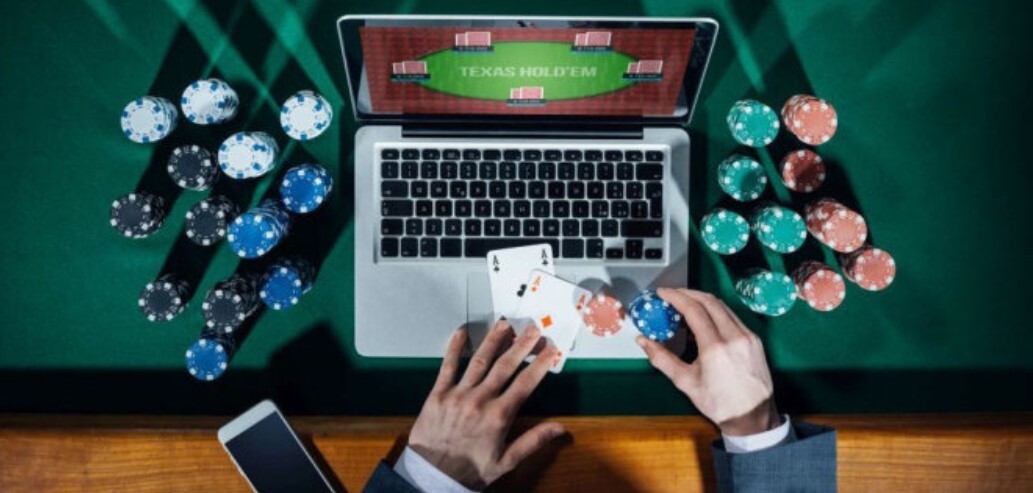Đánh bài qua mạng - Hình thức chơi game tuyệt nhất hiện nay 4 Internet ngày càng phổ biến giúp việc đánh bài thông qua mạng càng phổ biến